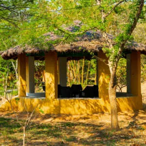 top resorts in kanha national park